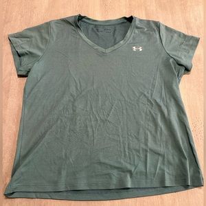 Under Armour athletic tee